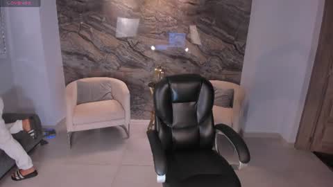 Snapshot of renatareyes chatting on 07/18/26, 10:52 Renata Reyes online show from 07/18/26, 10:52