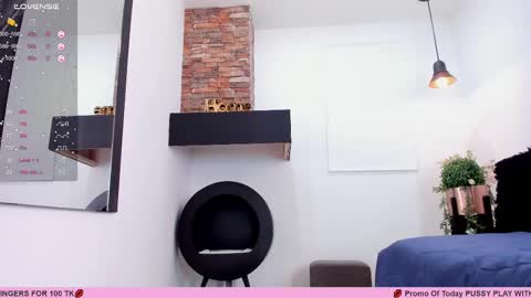 Snapshot of renataruiz_rr chatting on 03/01/25, 03:16 online show from 03/01/25, 03:16