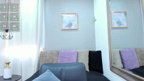 Snapshot of renataruiz_rr chatting on 03/08/25, 03:13 online show from 03/08/25, 03:13