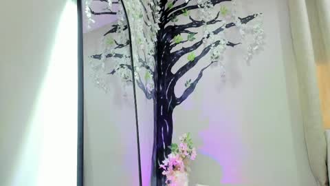      online show from 04/01/26, 01:41