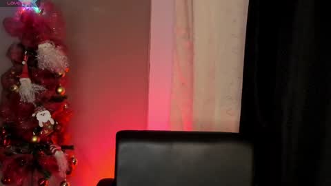 renatawilsom online show from 12/12/24, 01:43