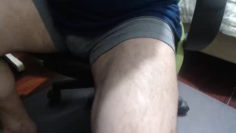 Snapshot of renato113 chatting on 01/12/25, 10:33 renato113 online show from 01/12/25, 10:33