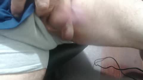 Snapshot of renato113 chatting on 02/25/25, 12:25 renato113 online show from 02/25/25, 12:25