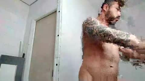 renatocavedon1 online show from 10/29/25, 05:14