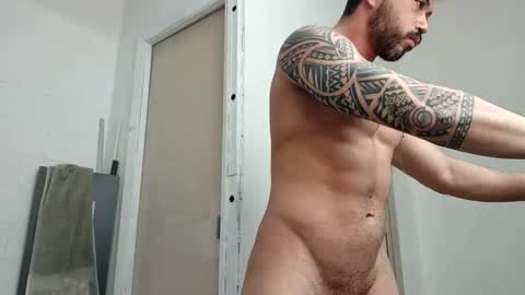 renatocavedon1 online show from 10/30/25, 02:40