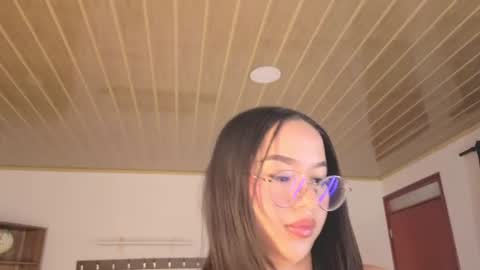 renaxi_smith online show from 06/28/26, 07:53