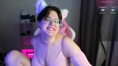 Snapshot of renee_turner chatting on 01/30/25, 03:19 renee_turner online show from 01/30/25, 03:19