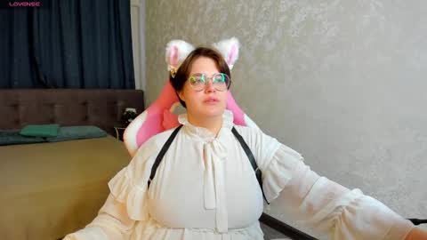 Snapshot of renee_turner chatting on 03/02/25, 08:16 renee_turner online show from 03/02/25, 08:16