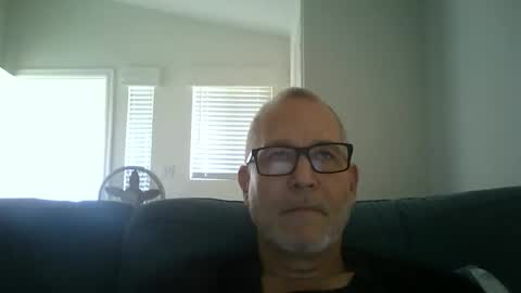 Snapshot of renewaz chatting on 01/31/26, 07:11 Renewaz online show from 01/31/26, 07:11