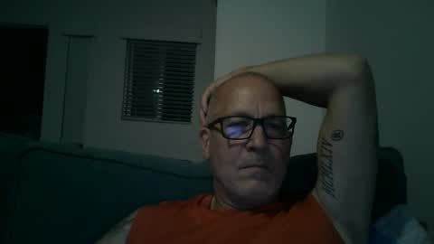 Snapshot of renewaz chatting on 05/02/26, 03:00 Renewaz online show from 05/02/26, 03:00