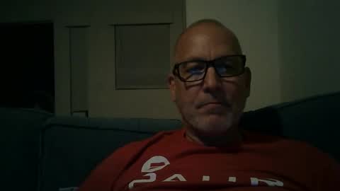 Snapshot of renewaz chatting on 05/05/26, 02:30 Renewaz online show from 05/05/26, 02:30