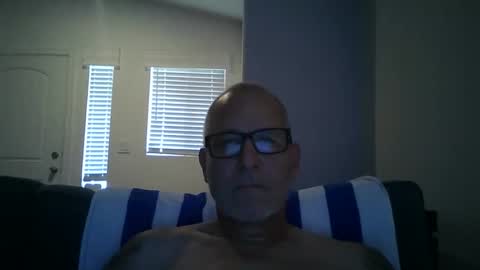 Snapshot of renewaz chatting on 05/12/26, 06:49 Renewaz online show from 05/12/26, 06:49