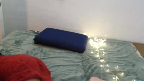 Snapshot of reni_tendress chatting on 02/24/25, 04:15 reni_tendress online show from 02/24/25, 04:15