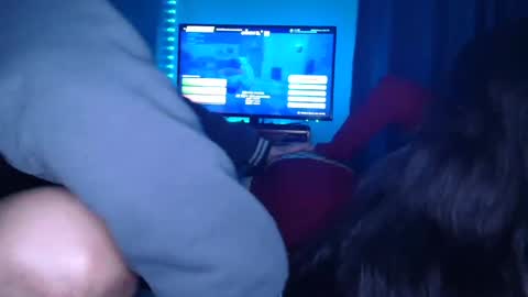 reni_tendress online show from 11/12/25, 04:57