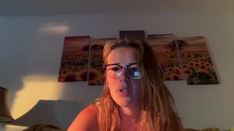 renimoonxo online show from 07/10/26, 10:40