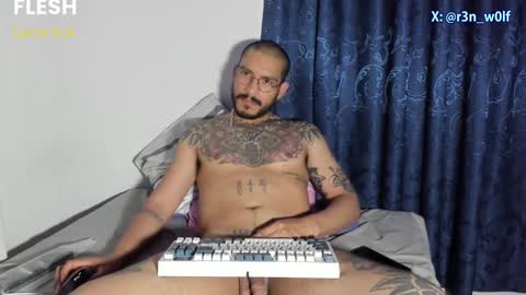 Snapshot of renko789 chatting on 11/17/25, 12:16 Ren online show from 11/17/25, 12:16