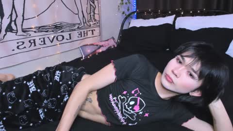 rennuts online show from 12/27/24, 03:04