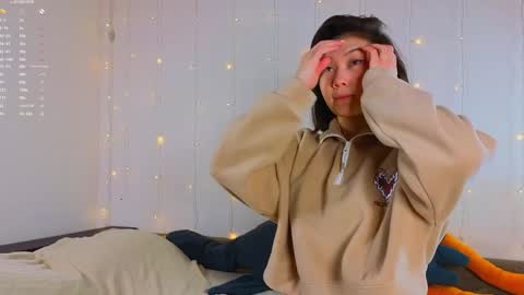 Snapshot of renochka chatting on 01/16/25, 06:35 renochka online show from 01/16/25, 06:35