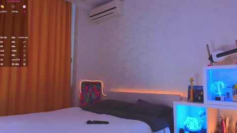 Snapshot of renochka chatting on 11/09/25, 07:17 renochka online show from 11/09/25, 07:17