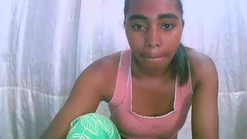 Snapshot of rephaleta chatting on 12/10/24, 06:22 Rephaleta online show from 12/10/24, 06:22