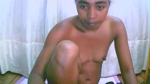 Snapshot of rephaleta chatting on 12/13/24, 07:36 Rephaleta online show from 12/13/24, 07:36