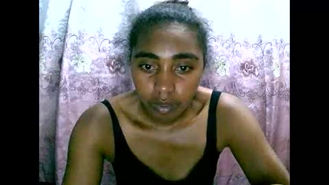 Snapshot of rephaleta chatting on 02/06/25, 06:46 Rephaleta online show from 02/06/25, 06:46