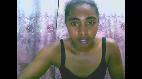 Snapshot of rephaleta chatting on 02/07/25, 05:40 Rephaleta online show from 02/07/25, 05:40