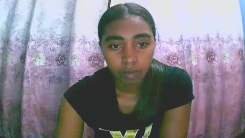 Snapshot of rephaleta chatting on 02/17/25, 06:31 Rephaleta online show from 02/17/25, 06:31