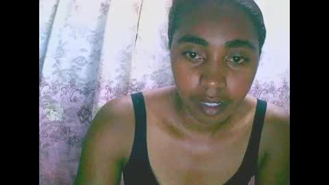 Snapshot of rephaleta chatting on 02/17/25, 04:59 Rephaleta online show from 02/17/25, 04:59