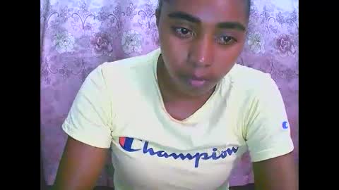 Snapshot of rephaleta chatting on 03/04/25, 06:15 Rephaleta online show from 03/04/25, 06:15