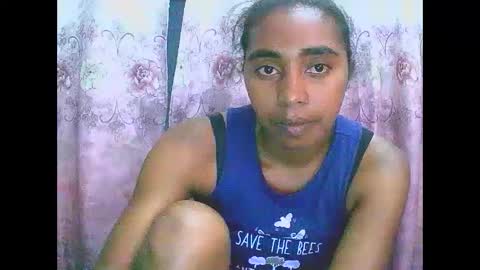 Snapshot of rephaleta chatting on 03/06/25, 11:03 Rephaleta online show from 03/06/25, 11:03