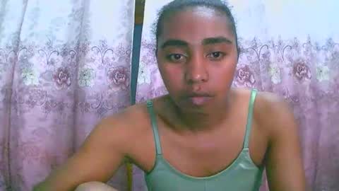 Snapshot of rephaleta chatting on 09/24/25, 10:40 Rephaleta online show from 09/24/25, 10:40