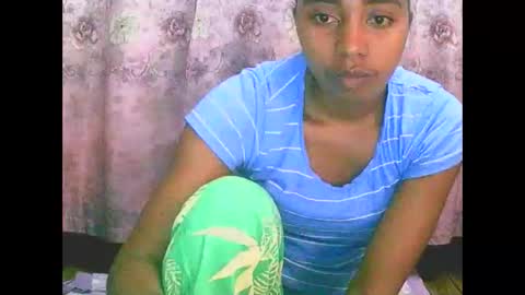 Snapshot of rephaleta chatting on 10/13/25, 06:57 Rephaleta online show from 10/13/25, 06:57