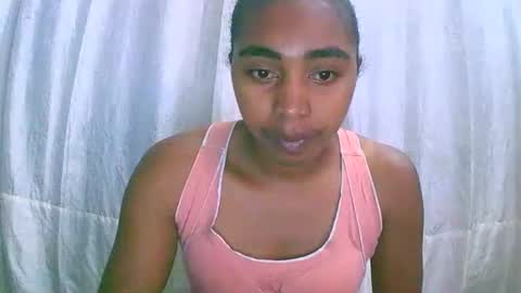 Snapshot of rephaleta chatting on 10/25/25, 06:10 Rephaleta online show from 10/25/25, 06:10