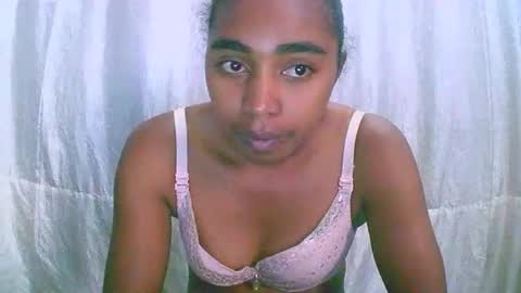 Snapshot of rephaleta chatting on 11/05/25, 06:24 Rephaleta online show from 11/05/25, 06:24