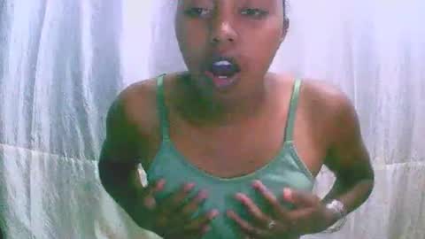 Snapshot of rephaleta chatting on 11/13/25, 11:09 Rephaleta online show from 11/13/25, 11:09