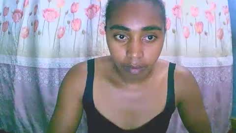 Snapshot of rephaleta chatting on 12/21/25, 10:22 Rephaleta online show from 12/21/25, 10:22