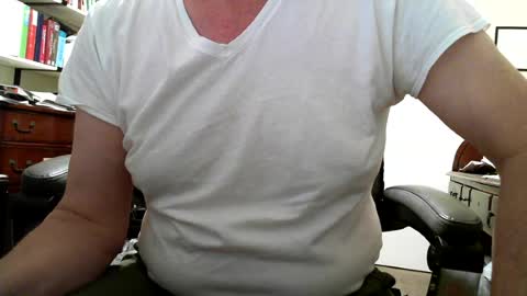 RespectfullyYours69 online show from 06/18/26, 11:36