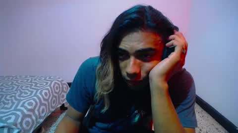 Snapshot of restrainged chatting on 12/03/24, 07:32 Rest online show from 12/03/24, 07:32