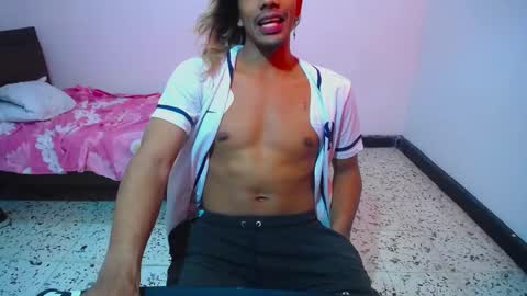 Snapshot of restrainged chatting on 12/06/24, 10:16 Rest online show from 12/06/24, 10:16