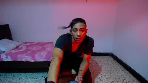 Snapshot of restrainged chatting on 12/10/24, 03:09 Rest online show from 12/10/24, 03:09