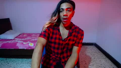 Snapshot of restrainged chatting on 12/17/24, 05:51 Rest online show from 12/17/24, 05:51