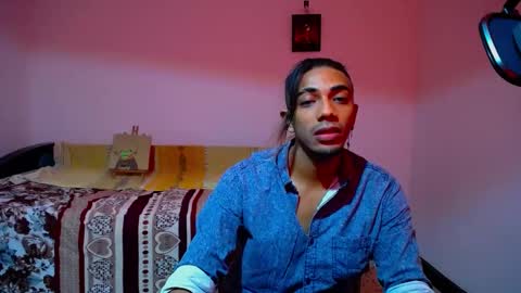 Snapshot of restrainged chatting on 01/03/25, 02:21 Rest online show from 01/03/25, 02:21