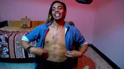 Snapshot of restrainged chatting on 01/03/25, 05:28 Rest online show from 01/03/25, 05:28