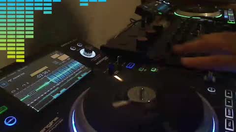 Snapshot of reticuli chatting on 11/09/25, 07:45 GearPorn online show from 11/09/25, 07:45