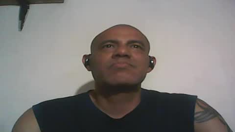 Snapshot of retlam37 chatting on 11/09/25, 04:00 Walter online show from 11/09/25, 04:00