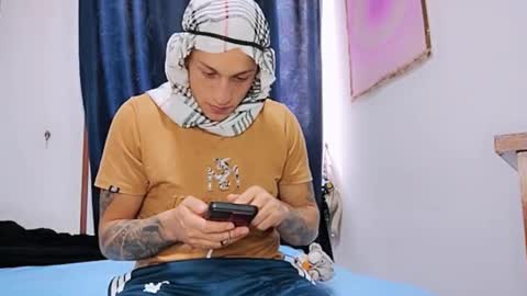 reymasterhot online show from 11/08/25, 07:34