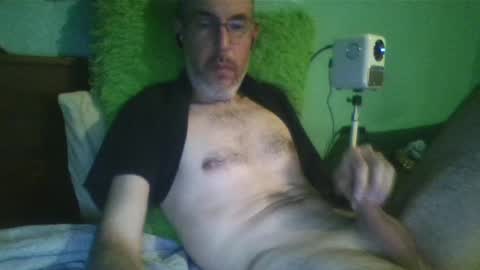 Snapshot of reyes_albert2006 chatting on 12/02/24, 06:52 reyes_albert2006 online show from 12/02/24, 06:52