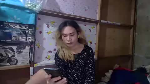 Snapshot of reyna14325 chatting on 02/04/25, 01:06 Reynaldo Palermo Alconera online show from 02/04/25, 01:06