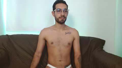 Snapshot of reypablo1 chatting on 10/30/25, 09:26 REY PABLO Independent online show from 10/30/25, 09:26